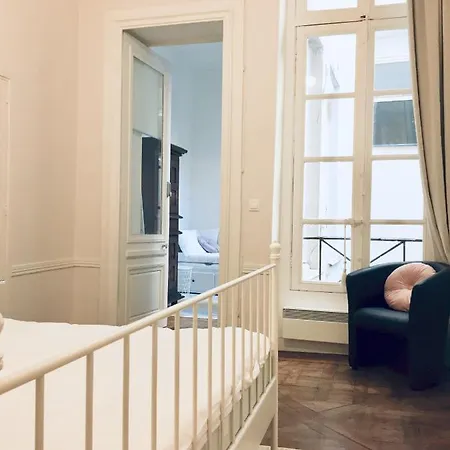 Апартаменты Marais *